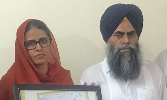 ਪ੍ਰੋਫੈਸਰ ਦਵਿੰਦਰਪਾਲ ਸਿੰਘ ਭੁੱਲਰ ਅਤੇ ਬੀਬੀ ਨਵਨੀਤ ਕੌਰ