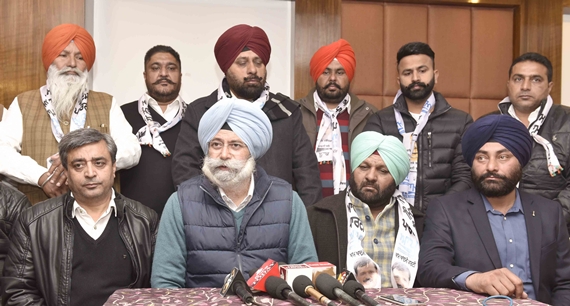 ਆਮ ਆਦਮੀ ਪਾਰਟੀ ਦੇ ਹਲਕਾ ਦਾਖਾ ਤੋਂ ਉਮੀਦਵਾਰ ਵਕੀਲ ਹਰਵਿੰਦਰ ਸਿੰਘ ਫ਼ੂਲਕਾ (ਫਾਈਲ ਫੋਟੋ)