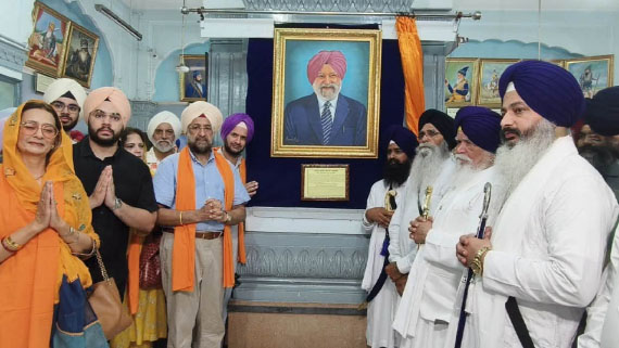 Jathedar Kuldeep Singh Gargaj, SGPC President Harjinder Singh Dhami, and others.